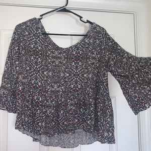 FREE PEOPLE FLOWY TOP SIZE MEDIUM